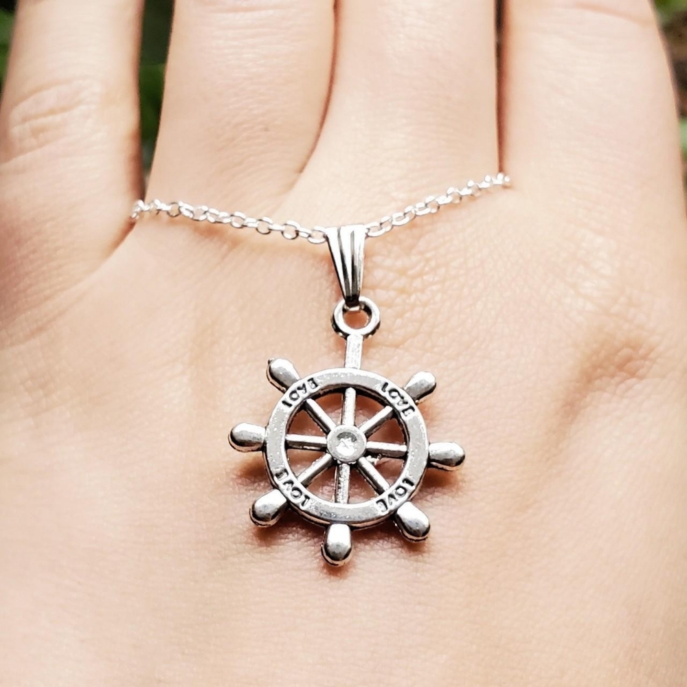 New Silver Ship Wheel Necklace - Picture 3 of 12